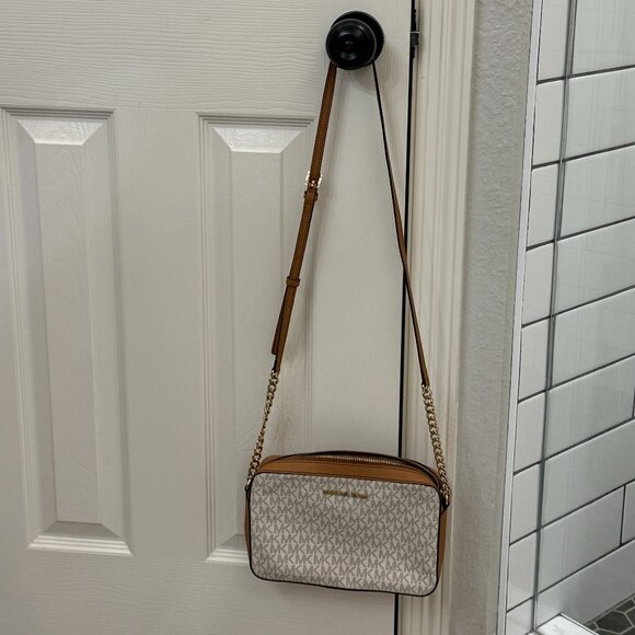 Michael Kors Jet Set Medium Logo Printed Crossbody White & - Picture 3 of 17